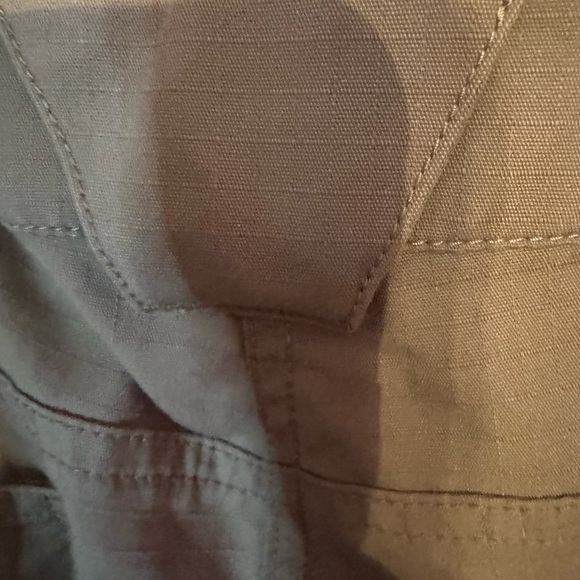 5.11 Tactical Pants - Men’s Khaki Multi Pocketed Size 36x32  [3 front pockets] - Picture 10 of 10